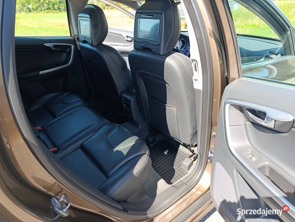 Volvo XC60 20D 150 2015r Summum kurtyny powietrzne Volvo