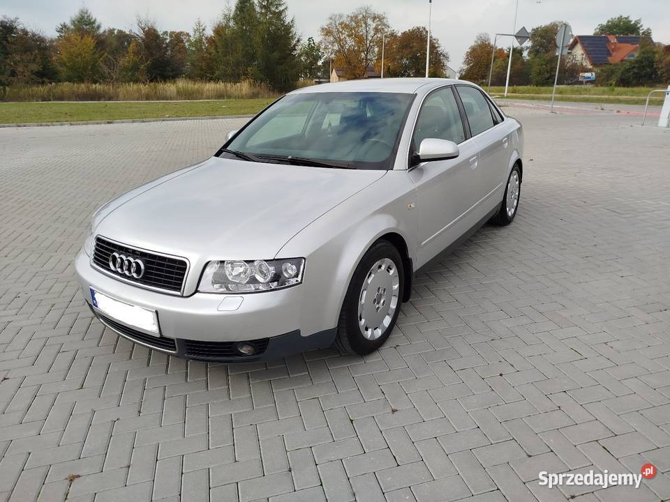 A4 B6 24 V6 Benzyna 2003 SEDAN Xenon sprzedam