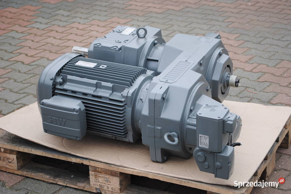 Motoreduktor 11kw z regulacją 25155obrmin firmy Kargowa