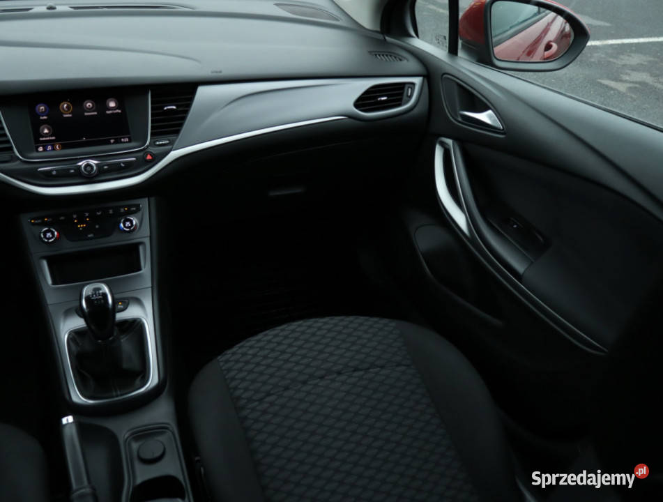 Opel Astra 12 Turbo światła przeciwmgielne Lublin