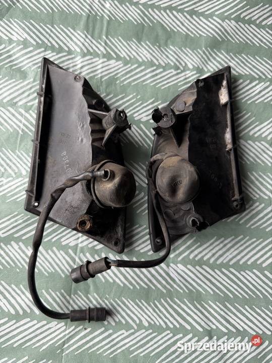 BMW e24 628 Europa wkład kierunkowskaz prawy i śląskie