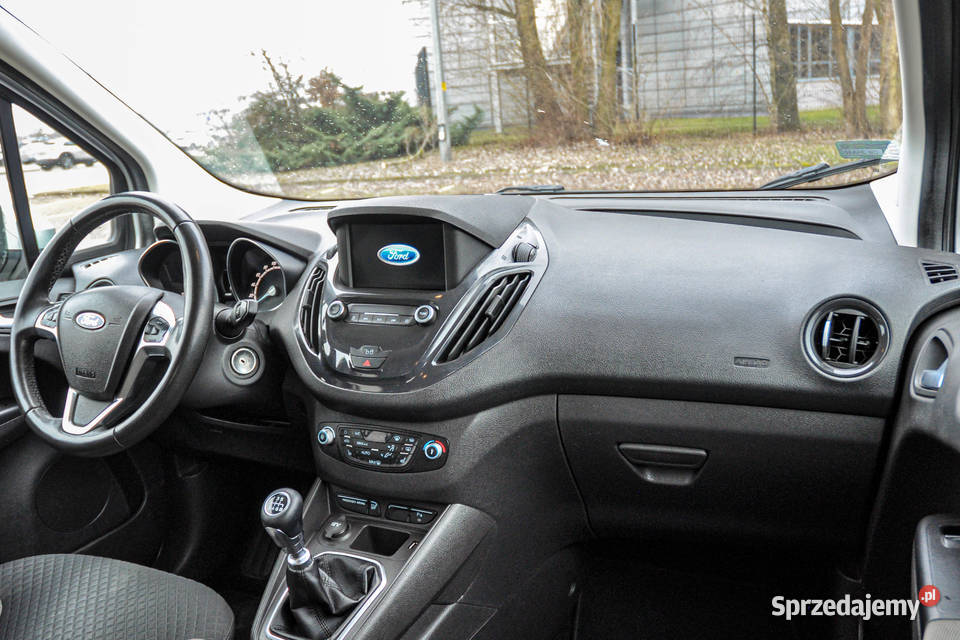 Ford Tourneo Courier 15TDCI Lift 2019 r Salon 1 Wrocław