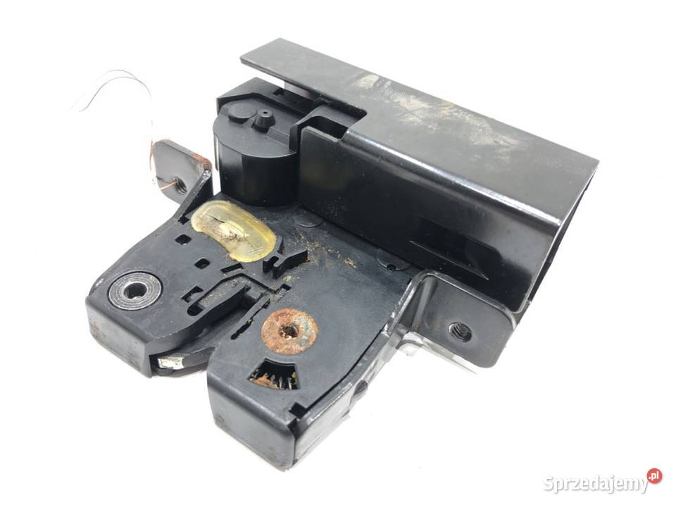 ZAMEK KLAPY TYŁ RENAULT LAGUNA III Kombi osobowe