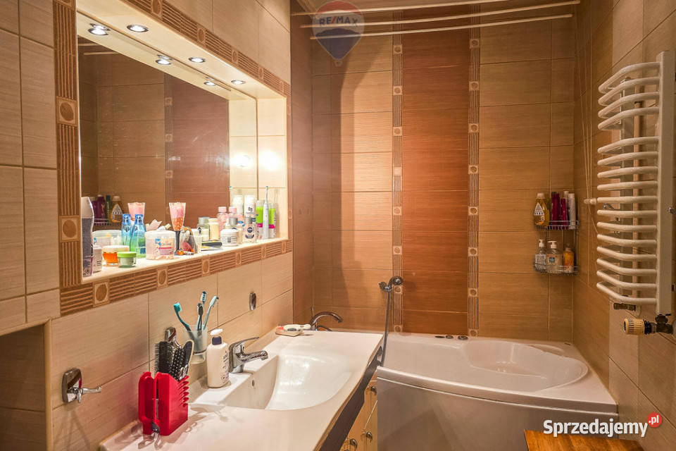 Dwupoziomowe 122 m 4 pokoje Retkinia garaż 122.49m2 Łódź