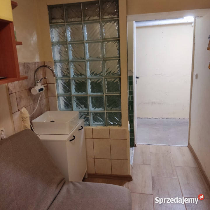 Do wynajęcia niewielkie pomieszczenie 8 m2 w Olsztyn
