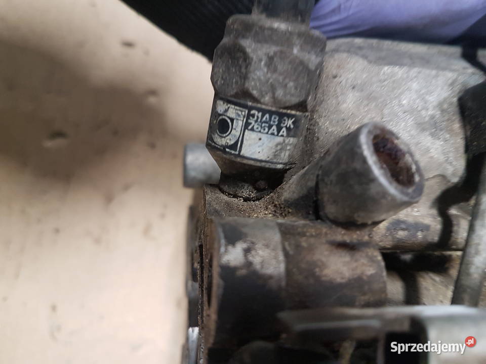 FORD ESCORT FIESTA 13 16 GAZNIK 1625E 81SF KMA Turek