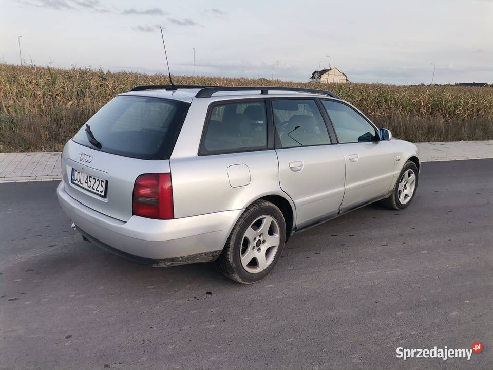 Audi a4 b5 19 90 AHH lakier oryginał