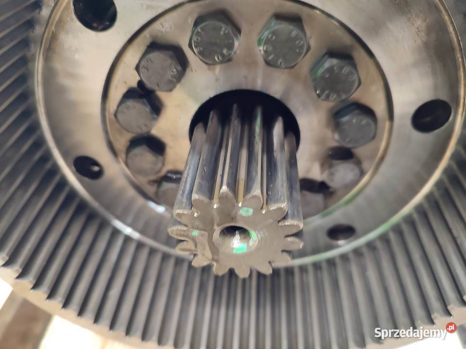 Zwolnica Massey Ferguson 6714 7300604281 wielkopolskie Wilkowo sprzedam