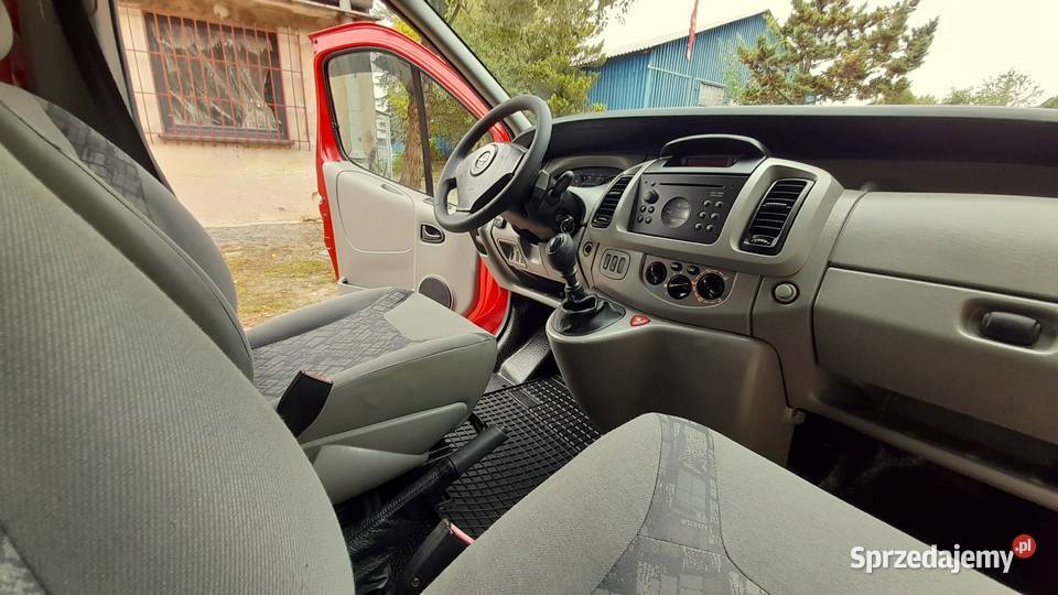 Opel Vivaro 19DCi Passenger Klima Alu Hak 8 osób klimatyzacja Samochody osobowe Nowa Wieś Rzeczna