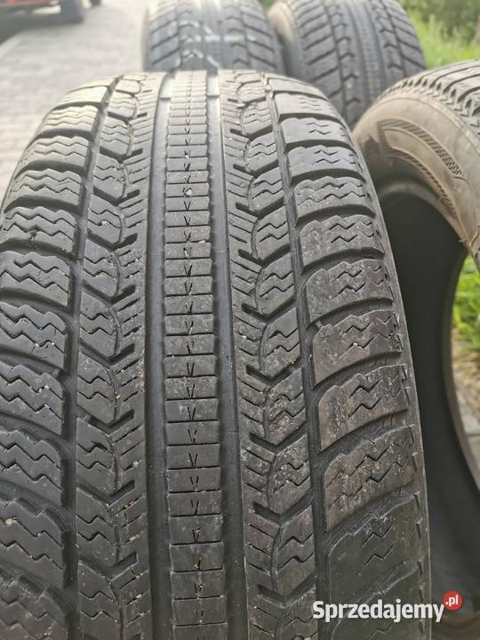 Opony zimowe Kleber Krisalp 20555R16 zima Samochodowe