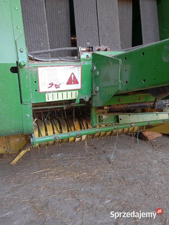 Prasa John Deere nieuszkodzony Rolujące (belujące) Wysokie