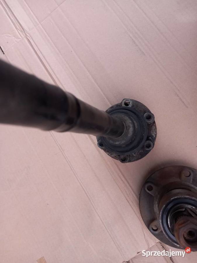 BMW e28 półoś piasta tylnego koła osobowe Bukownica sprzedam