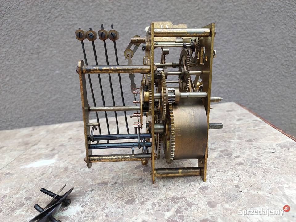 655 Mechanizm starego zegara ściennego Junghans pomorskie