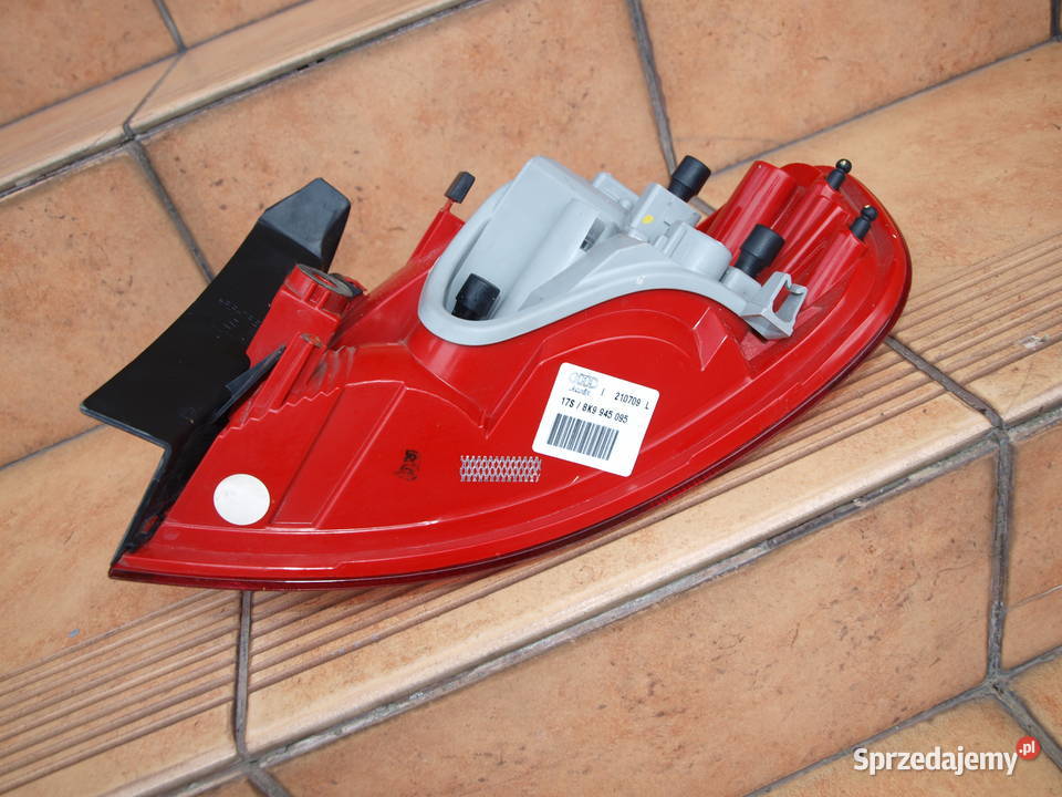 Audi A4 B8 Kombi lampa lewa tył zwykła 2008