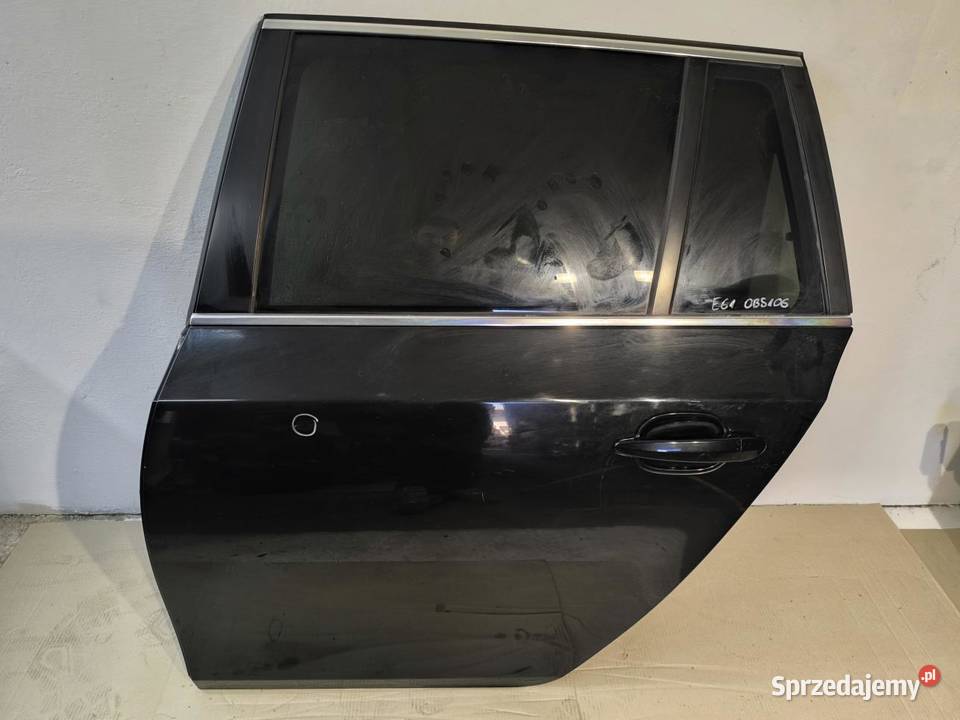 DRZWI KOMPLETNE LEWY TYŁ 668 BMW E61 osobowe Karoseria wielkopolskie