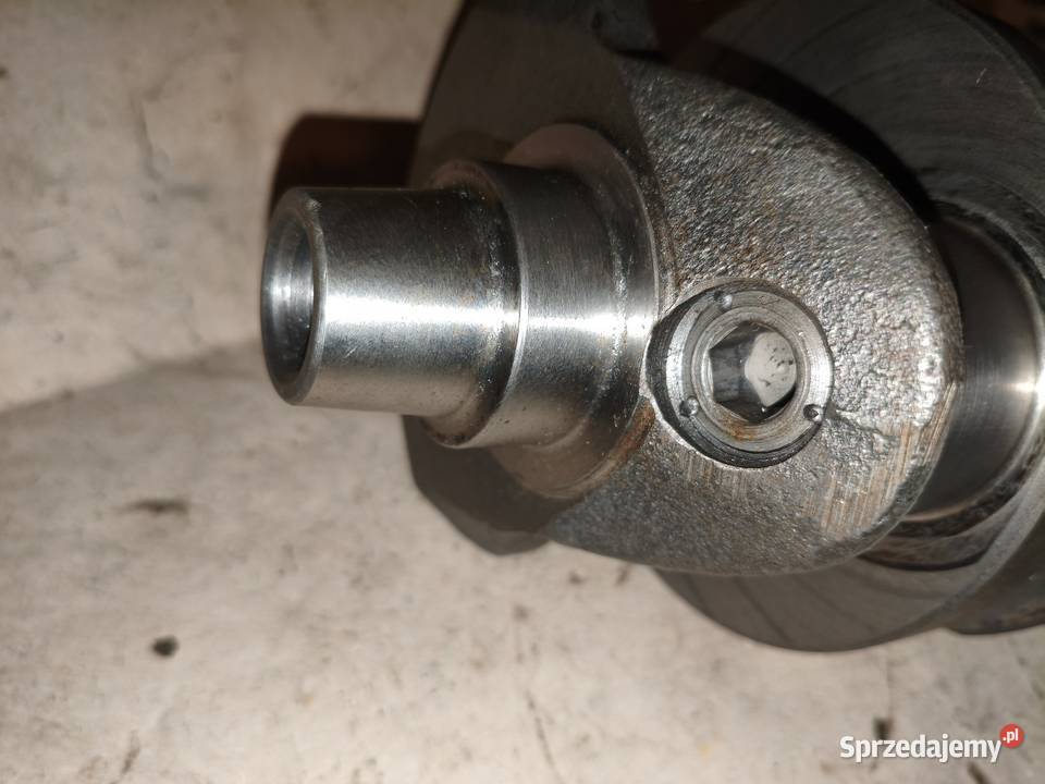 Nowy oryginalny Wał korbowy Dniepr MT K650