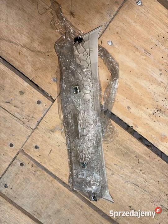 osłona słupka mercedes