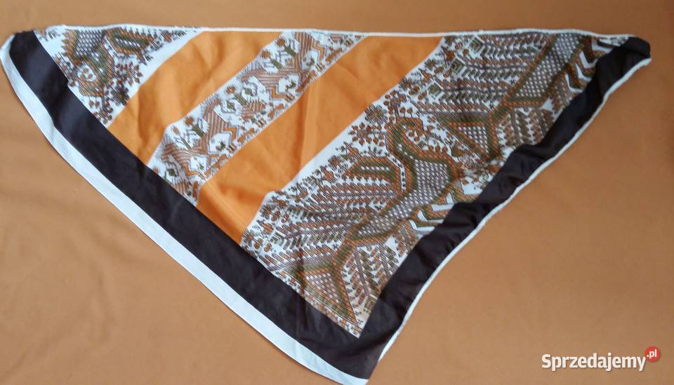 Trójkątna stylonowa apaszka 120x75 Moda i Styl Łódź