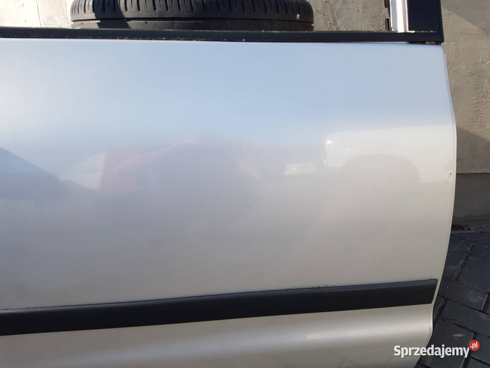 VW SHARAN MK1 ALHAMBRA GALAXY 2001 2003 DRZWI Rok produkcji 2003 Turek sprzedam