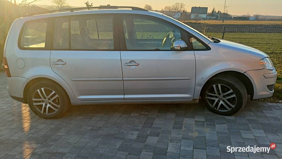 VW TOURAN 20 TDI 140 AUTOMAT 2006r 270
