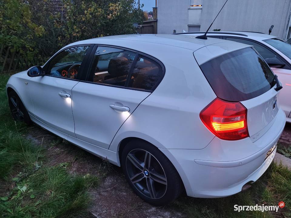 BMW seria1 E87 116i Bogate wyposażenie nieuszkodzony