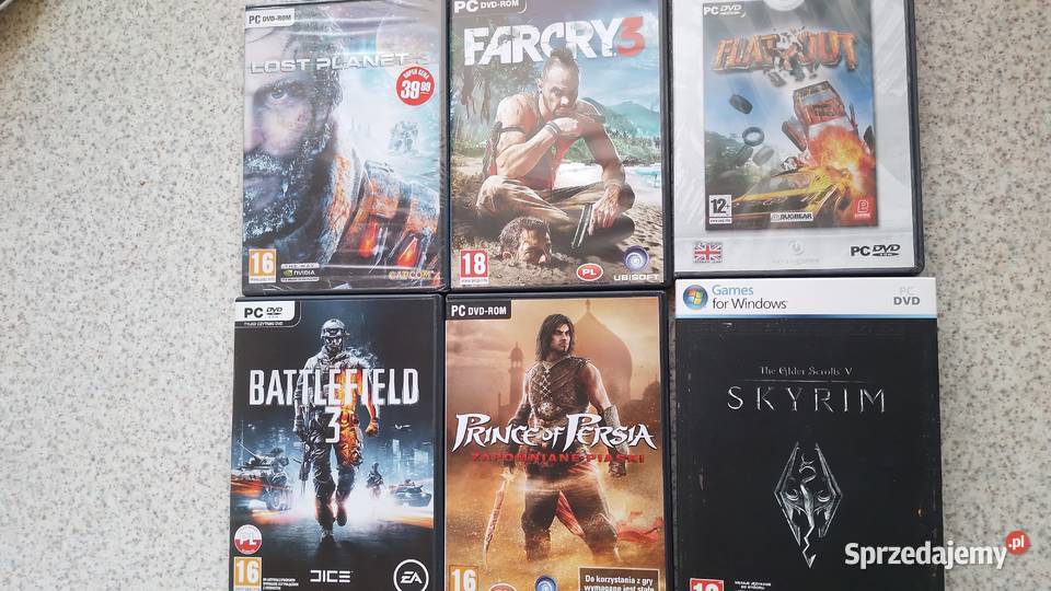Duży zestaw gier komputerowych