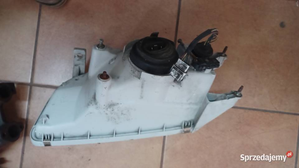 Lampa prawa przednia Suzuki Swift Rakoniewice
