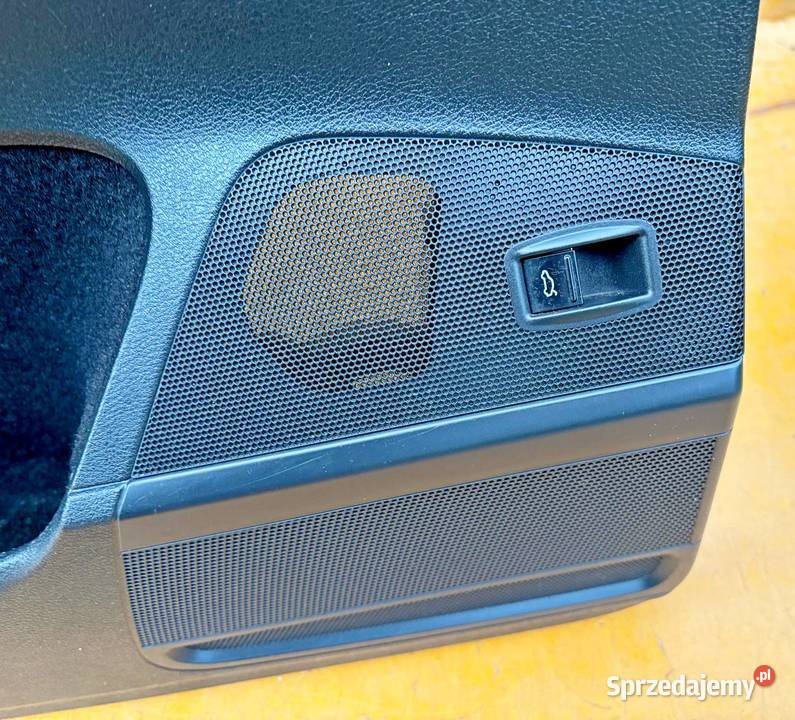 VW PASSAT B7 2014 TAPICERKA DRZWI BOCZEK KOMPLET sprzedam