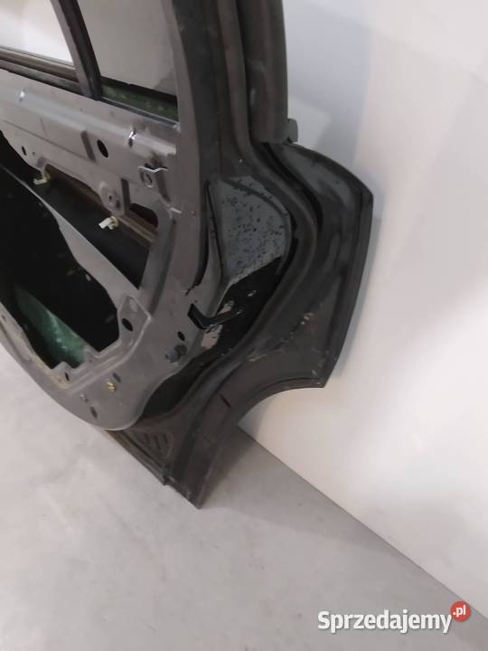 DRZWI PRAWE TYŁ CZARNE Dodge Charger VII 2011 świętokrzyskie