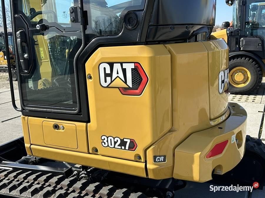FABRYCZNIE NOWA MINIKOPARKA CATERPILLAR 3027 CR Tuliszków