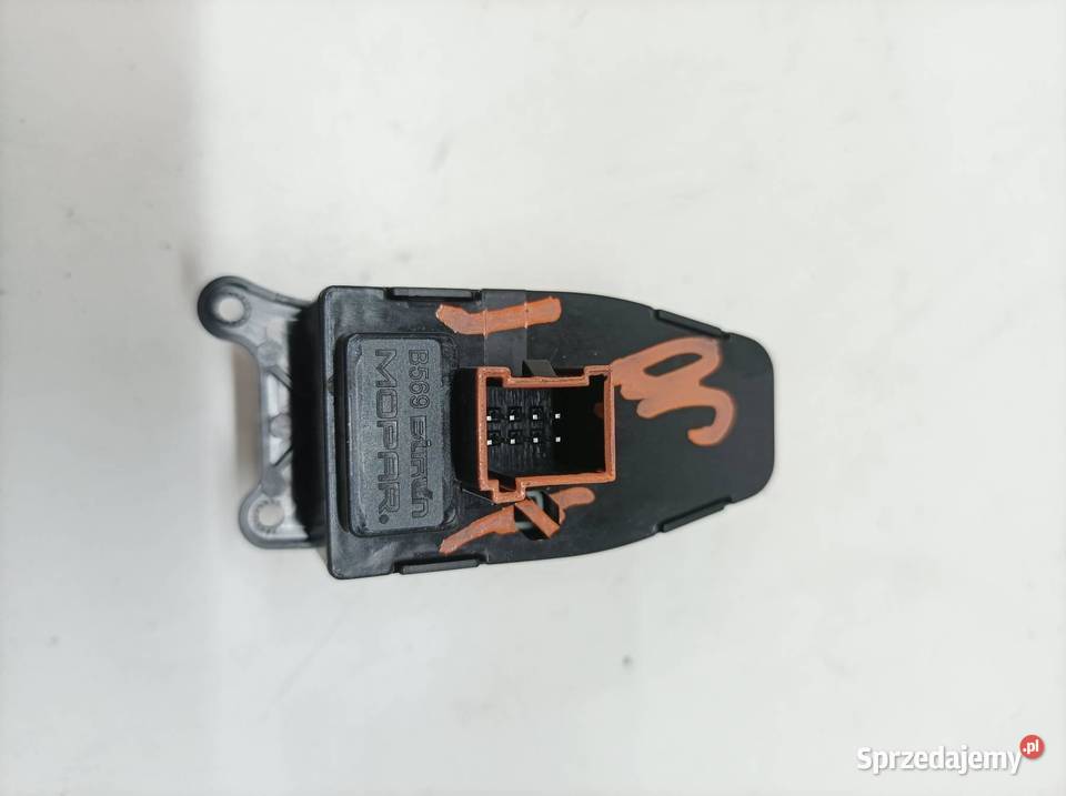 PRZEŁĄCZNIK CENTRALNEJ KONSOLI AUDIO MEDIA Panele sterowania, przełączniki świętokrzyskie