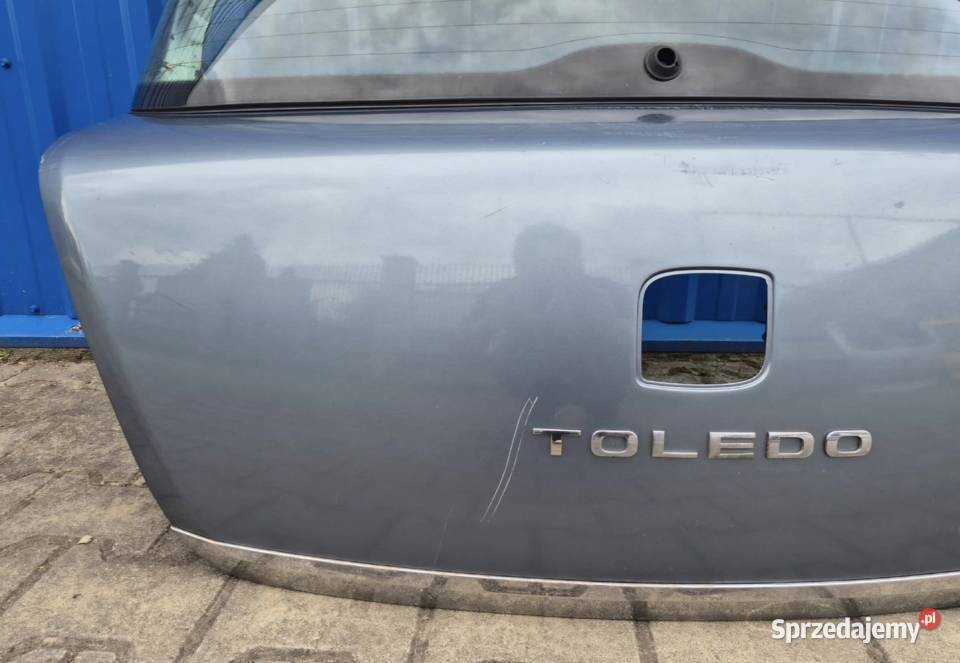 GOŁA KLAPA BAGAŻNIKA Z SZYBĄ SEAT TOLEDO III 3 osobowe Działoszyce sprzedam