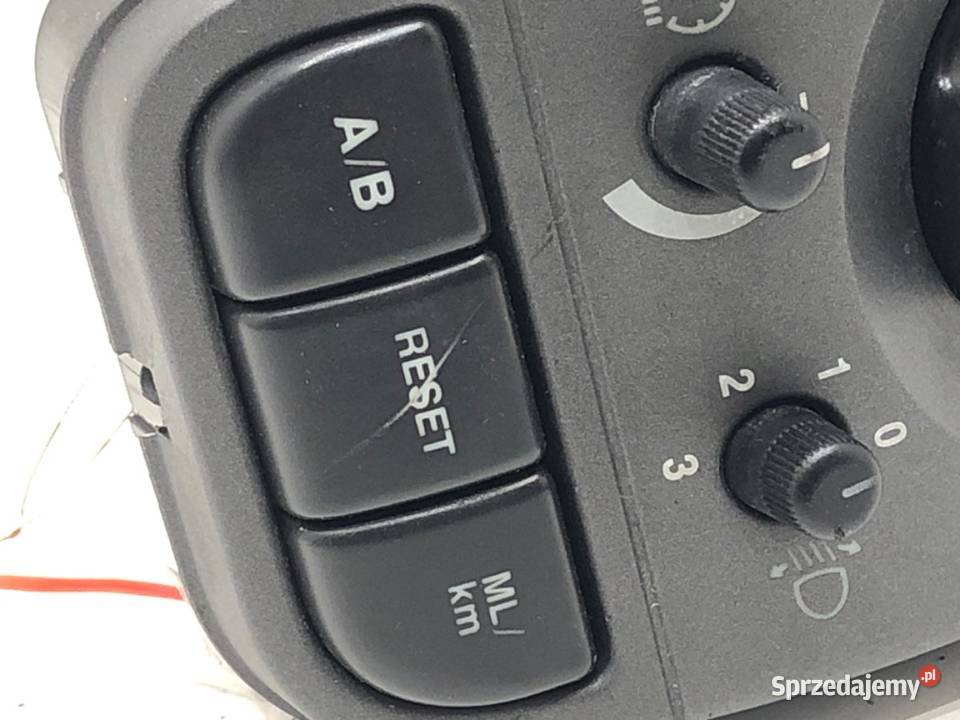 WŁĄCZNIK ŚWIATEŁ D JAGUAR XTYPE I 4X4311654AA podkarpackie sprzedam