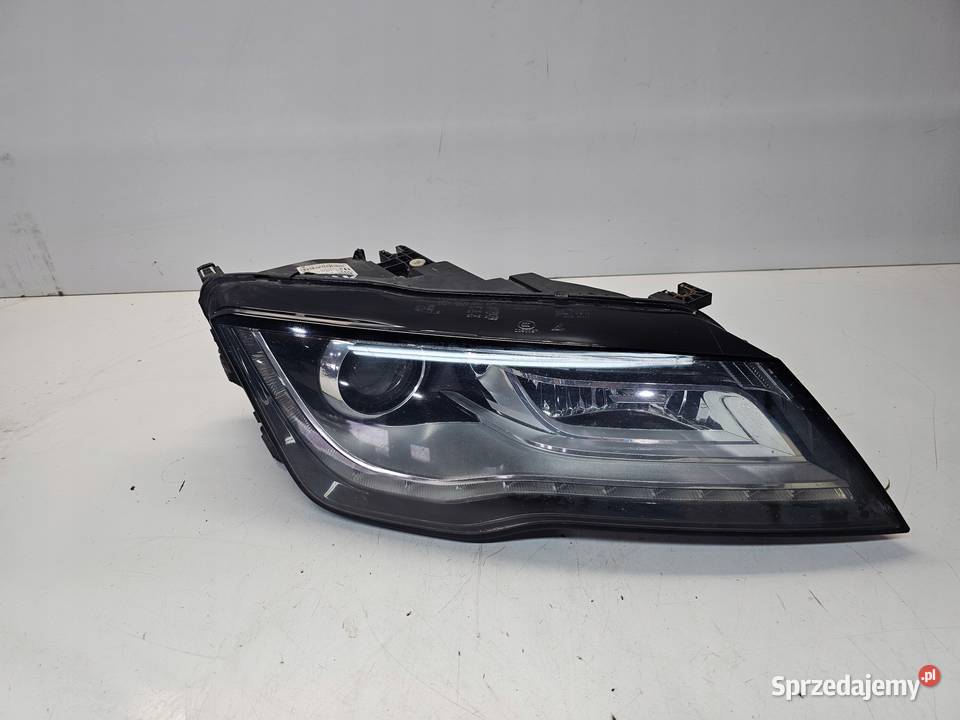 REFLEKTOR XENON LED PRAWY AUDI A7 4G 4G8941006D Lampy przednie Przystajń sprzedam