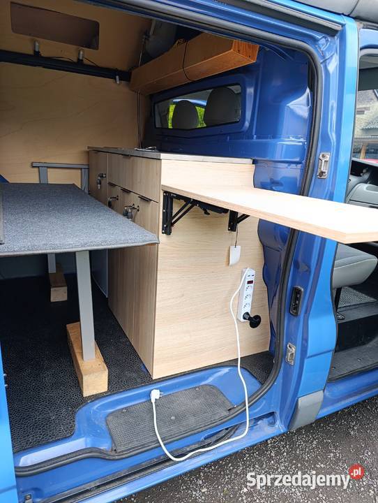 Opel Vivaro 20 Diesel kamper 2013r nieuszkodzony Lgota-Mokrzesz