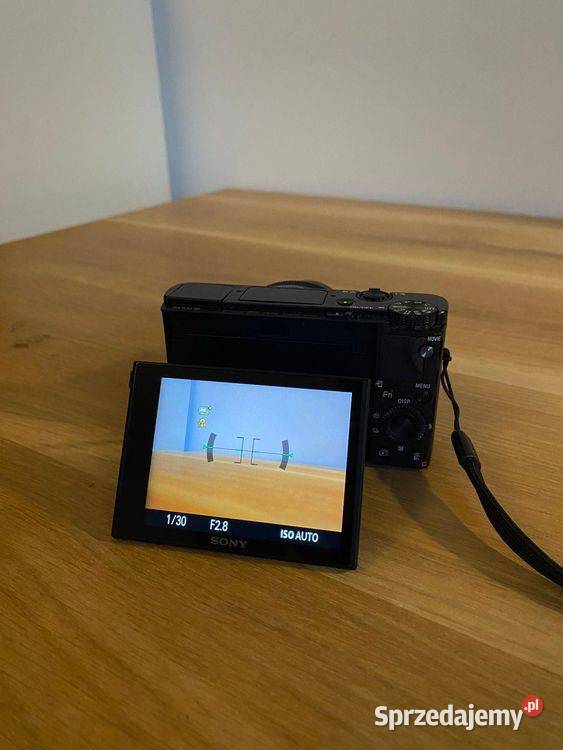 Sony RX100 Mark VII stan sprzedam