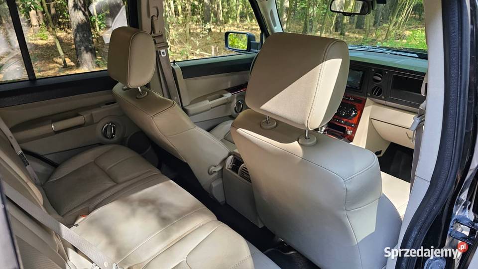 Jeep Commander 47L V8 231 LPG 7 osobowy RWD Józefów
