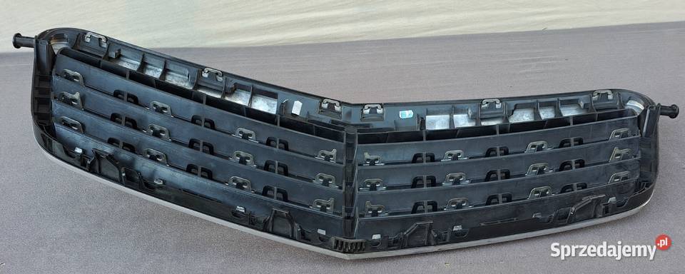 Grill atrapa przód Mercedes EKlasa W212 sedan