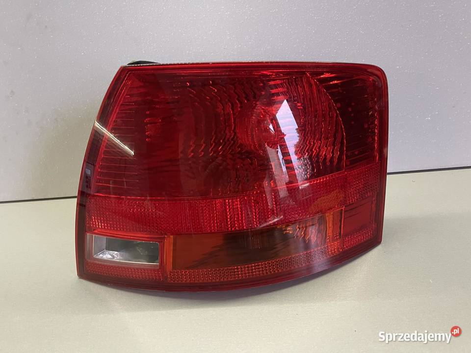 AUDI A4 KOMBI PRAWA LAMPA TYŁ 8E9945096E Ostroróg
