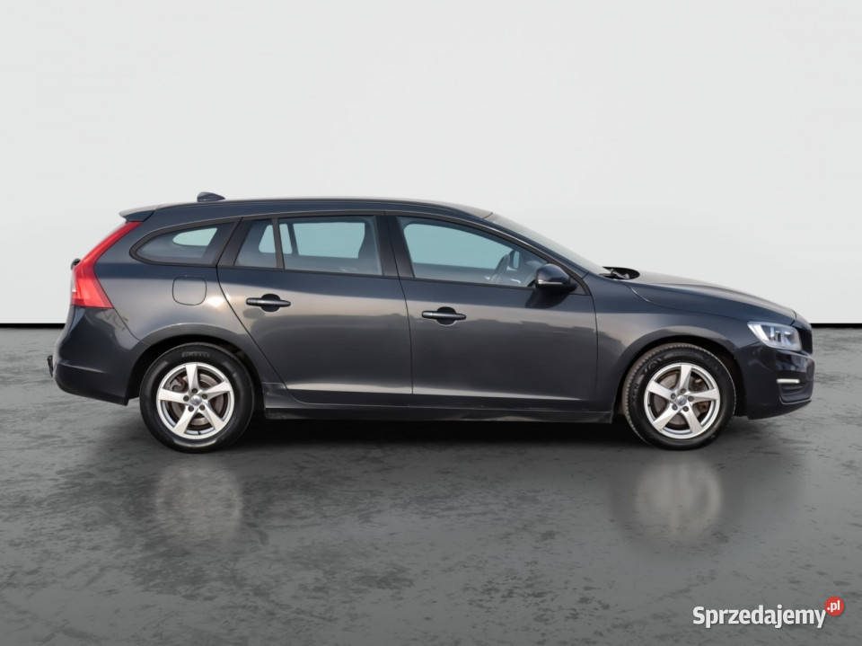 Volvo V60 D2 20 hak Łódź