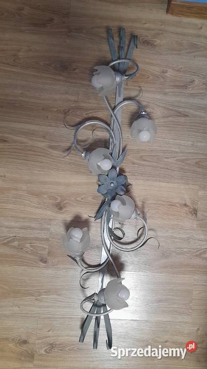 Mam na sprzedaż lampę sufitową ozdobną Posiada 6 Chorzów