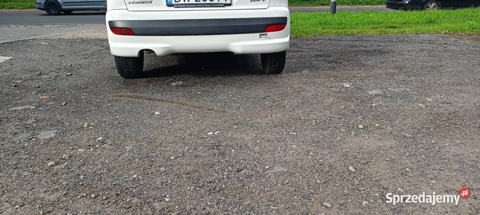 Zadbane Peugeot 206 2011 14 Benzyna Niski benzyna