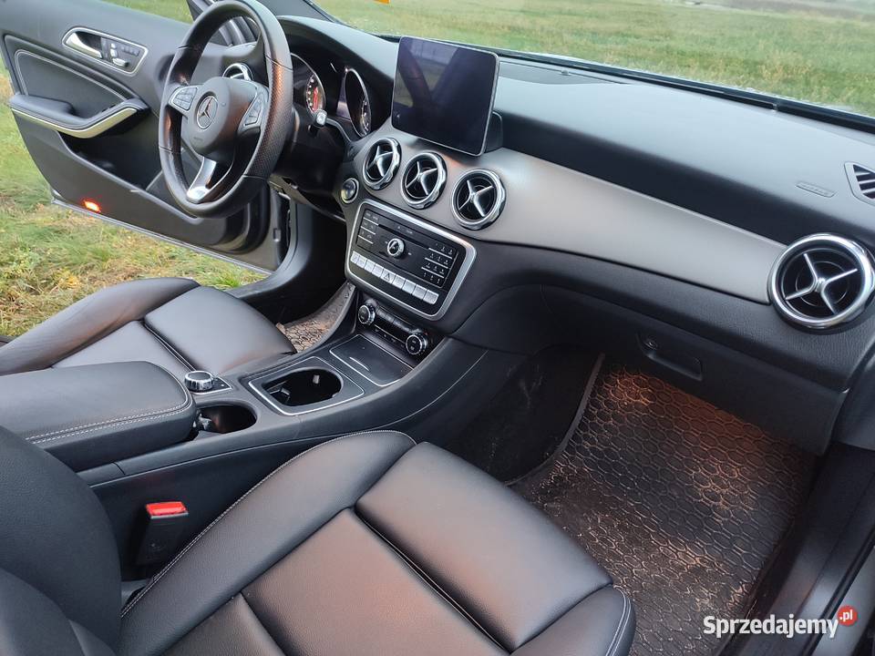 Mercedes Benz GLA 250 4 matic 2019 Rok produkcji 2019 Brańsk