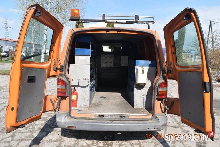 VOLKSWAGEN Transporter T5 4MOTION TDiMR03 E3 30t Warszawa