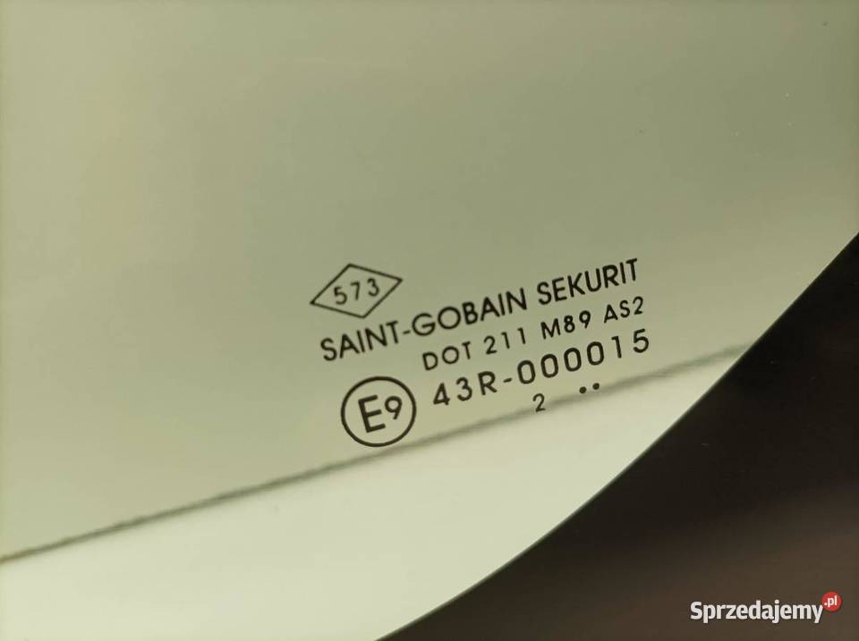 SZYBA DRZWI PRZESUWNE LEWY TYŁ UCHYLNA 13 R świętokrzyskie