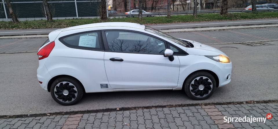 Ford fiesta Rok produkcji 2012 Motoryzacja Częstochowa