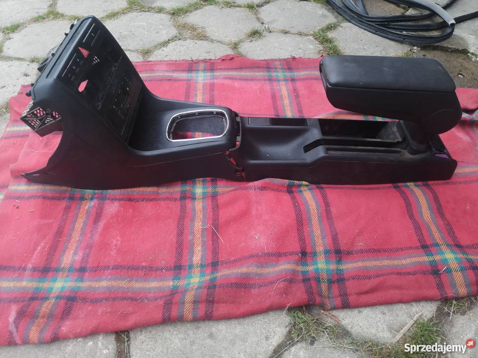 Tunel środowy podłokietnik climatronic A4 B5 Chełm