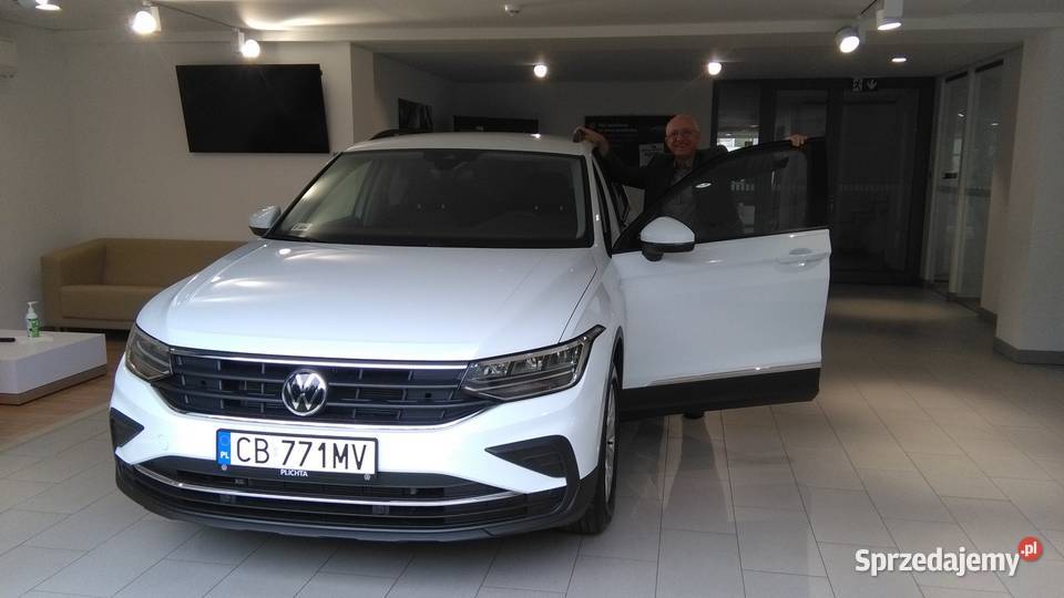 WV TIGUAN LIFE PIERWSZY WŁAŚCICIEL DOBRZE ZADBANY KUPIONY 20 WRZESIEŃ 2021.