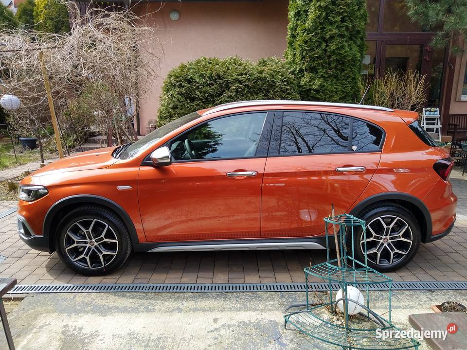 FIAT TIPO CROSS 10 T3 Myślenice