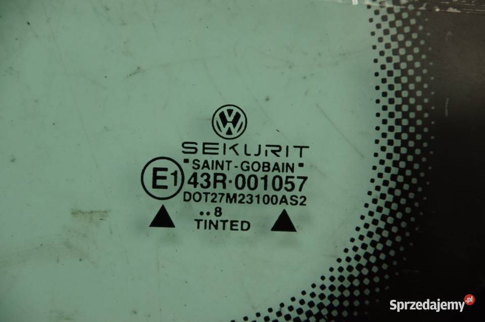 SZYBA DRZWI LEWY TYŁ VOLKSWAGEN GOLF IV Lipno sprzedam